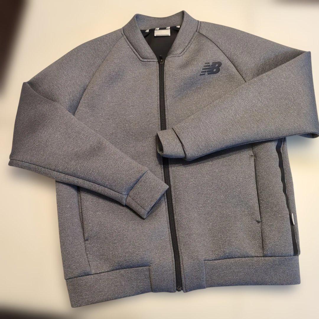 ニューバランス ジャージ 上XL下Mセットアップ