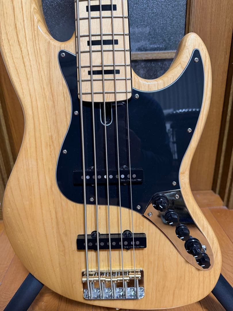 ベース Sire V7 Vintage Ash 2nd Generation NT