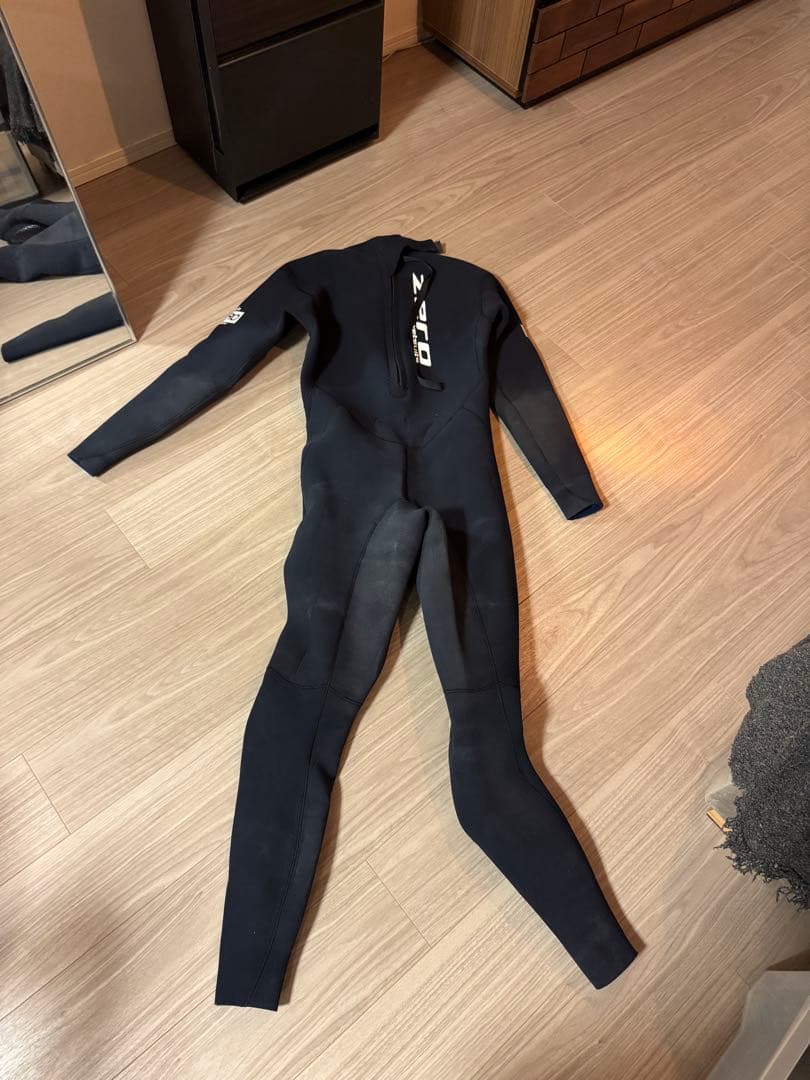ZEROウエットスーツ　ブラック