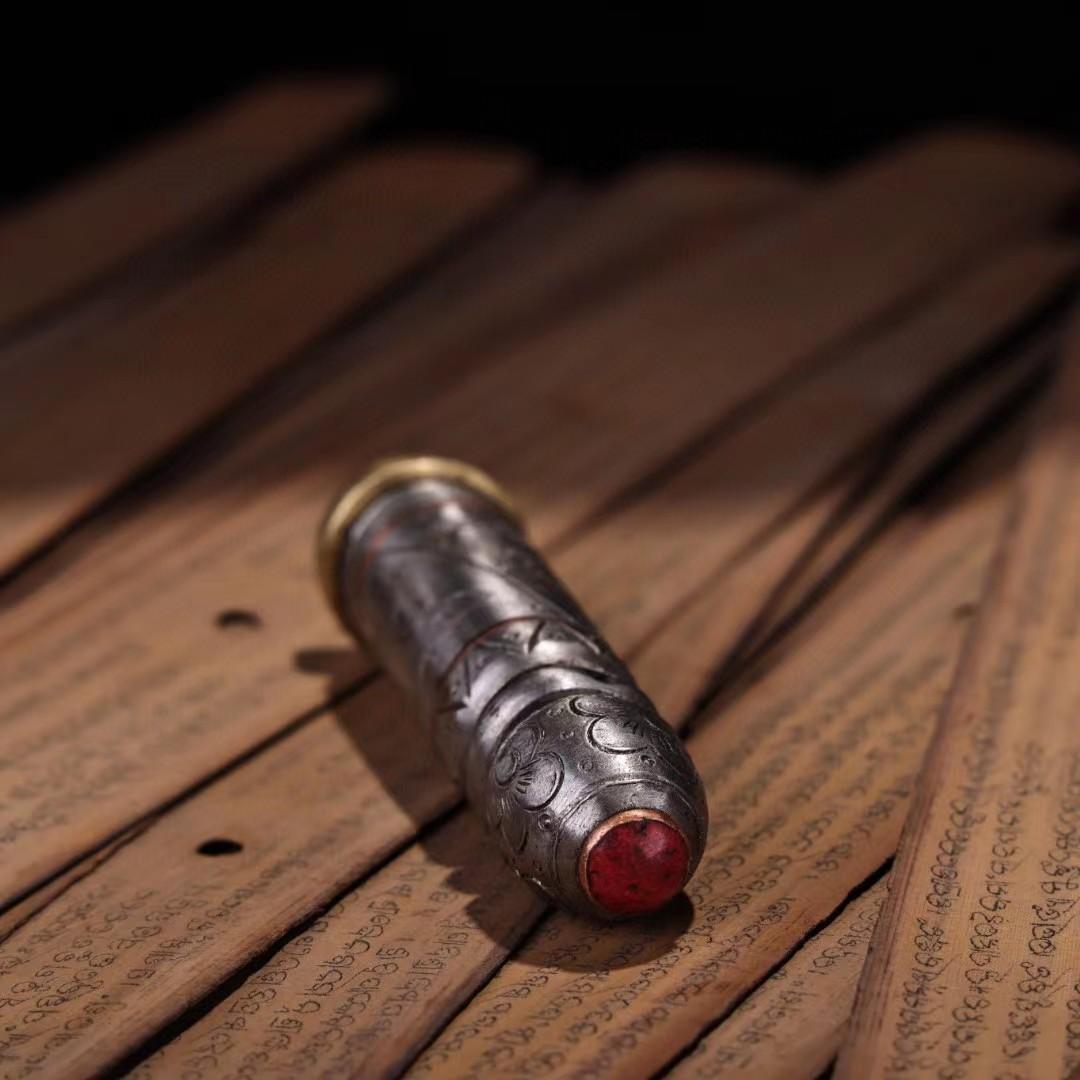 中国古美術・旧蔵チベット収·蔵伝工芸 ・寒鉄錾刻蔵伝印鑑・置物・文房具・時代物