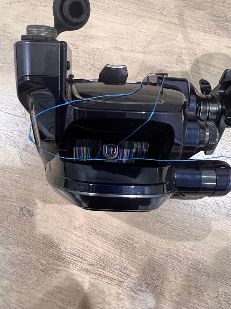 ゆ*あ様 送料込み！！シマノ 22 フォースマスター 3000 電動リール　落と