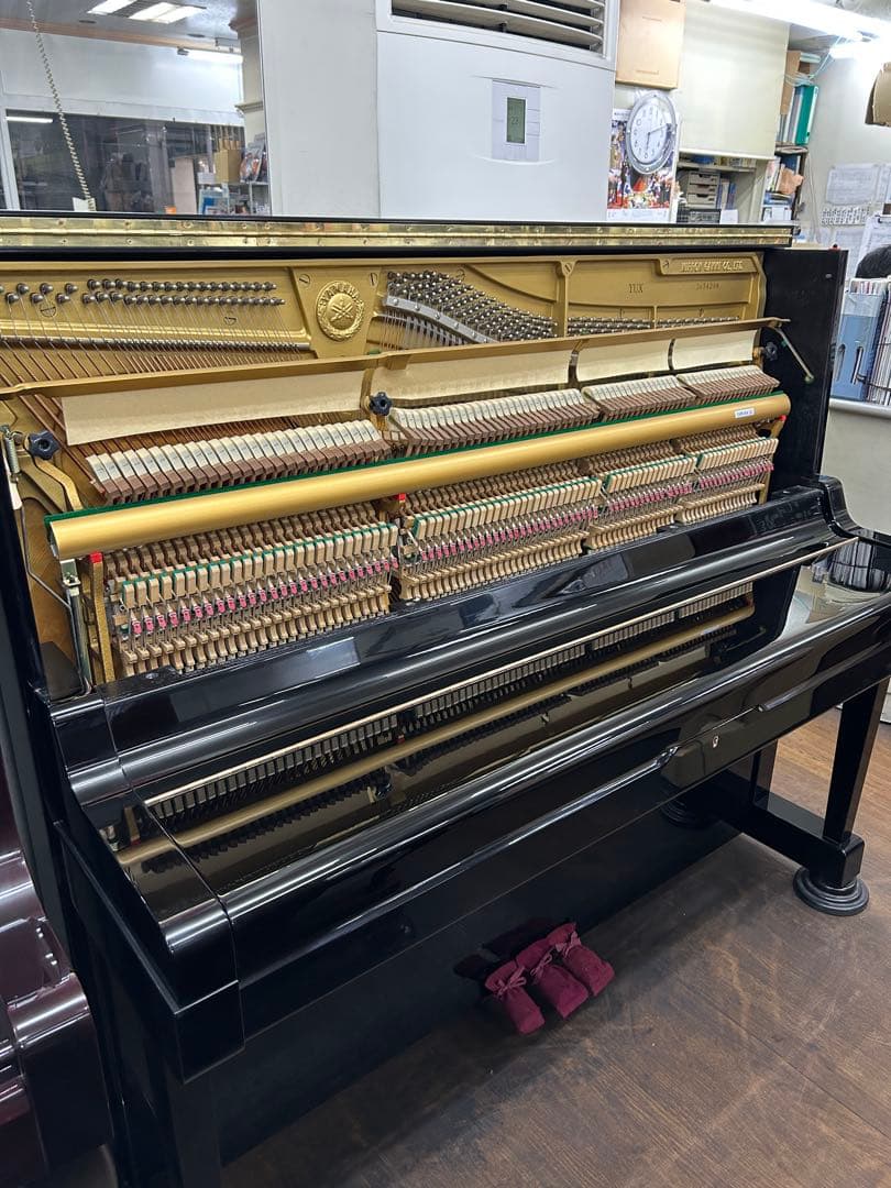 超価格 ヤマハYUXピアノ、人気のサイレント付、高級X支柱グランド仕様、1台限り