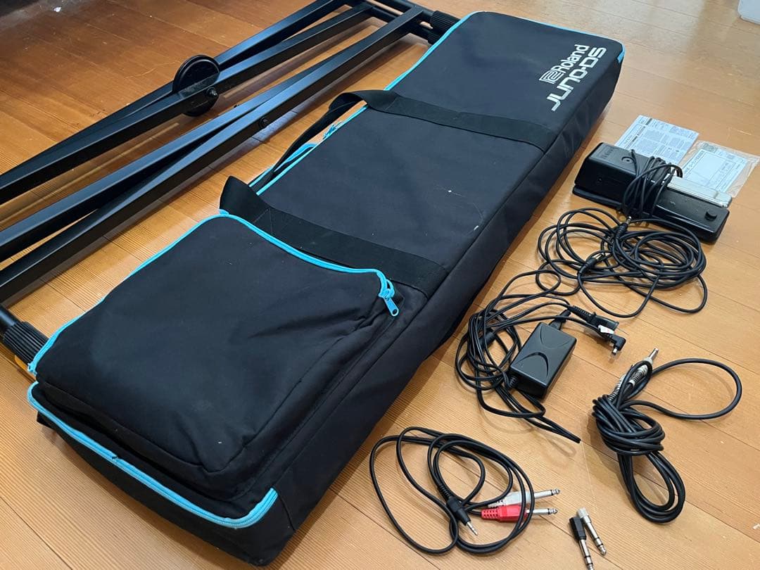 【美品/付属品多数】Roland JUNO-DS61 電子ピアノキーボード美品