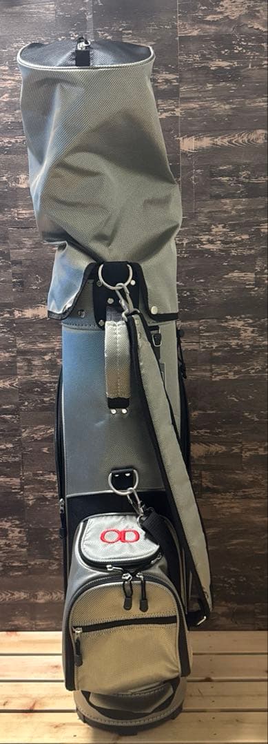 OnreD キャディーバック　シルバーブラック　8.5型