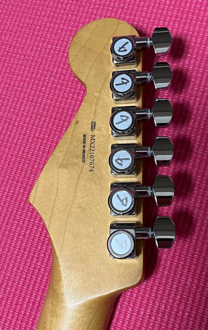 フェンダープレイヤープラスストラトキャスター