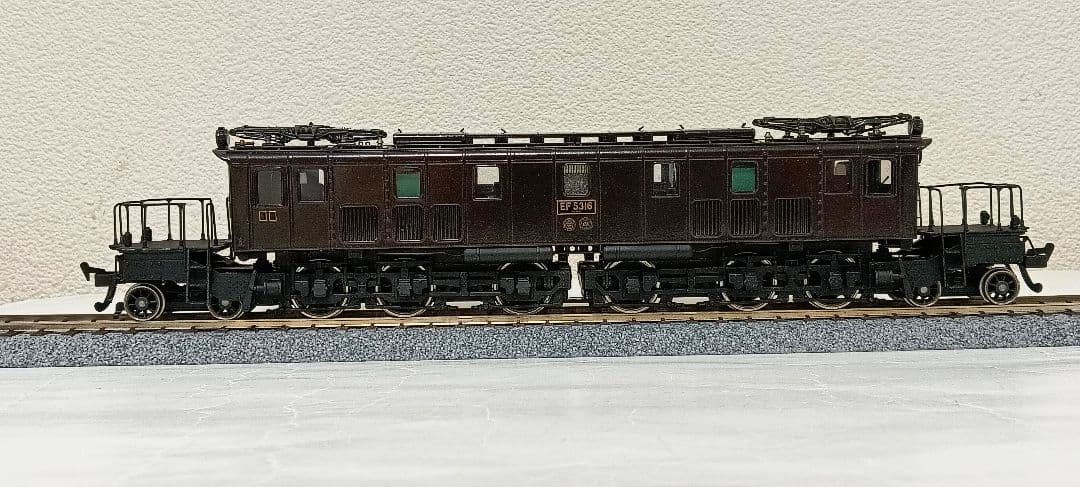 HOゲージ 天賞堂 EF53電気機関車、動作調整済