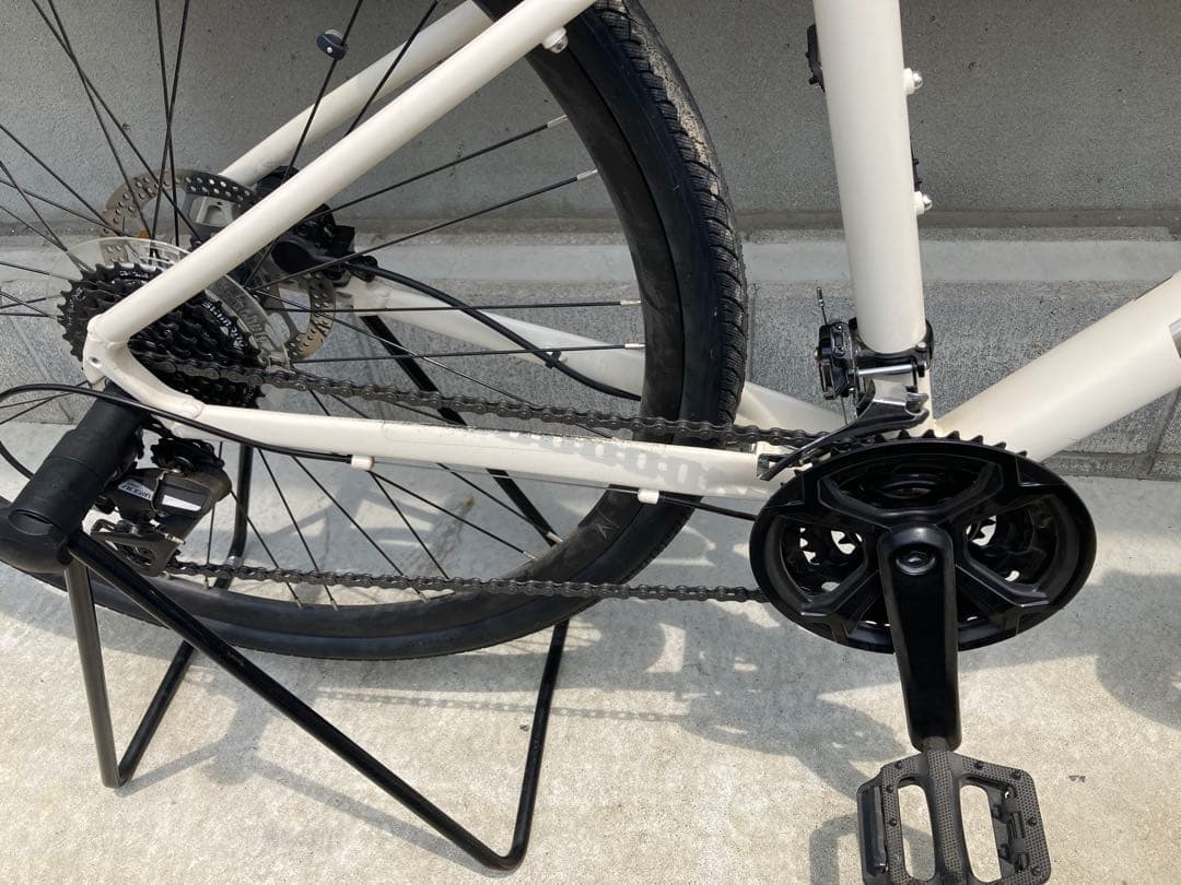 ビアンキ C-SPORT2 油圧ディスクブレーキ　　美品屋内保管　マットホワイト