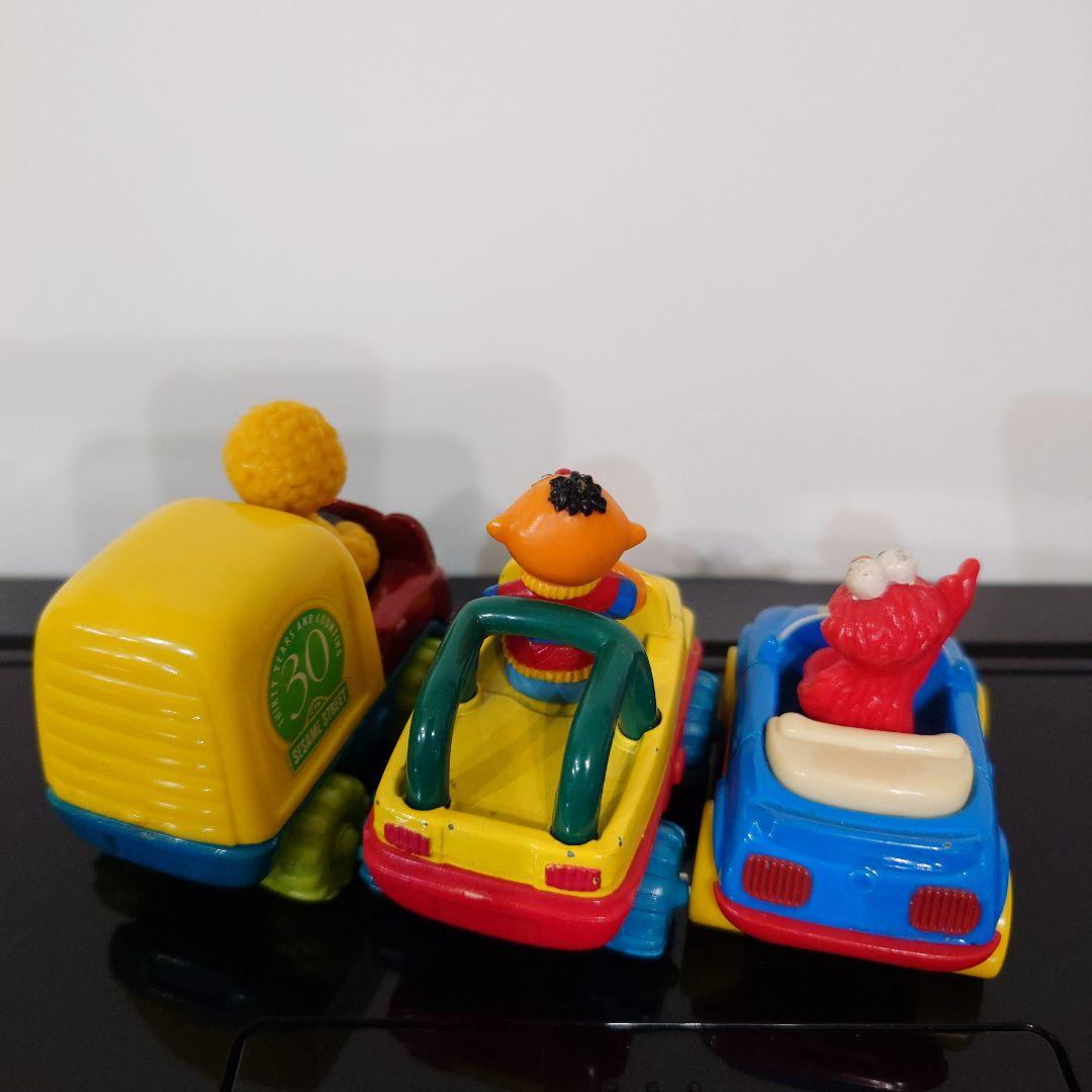 1997 SESAME STREETセサミストリート ミニカー 3点セット