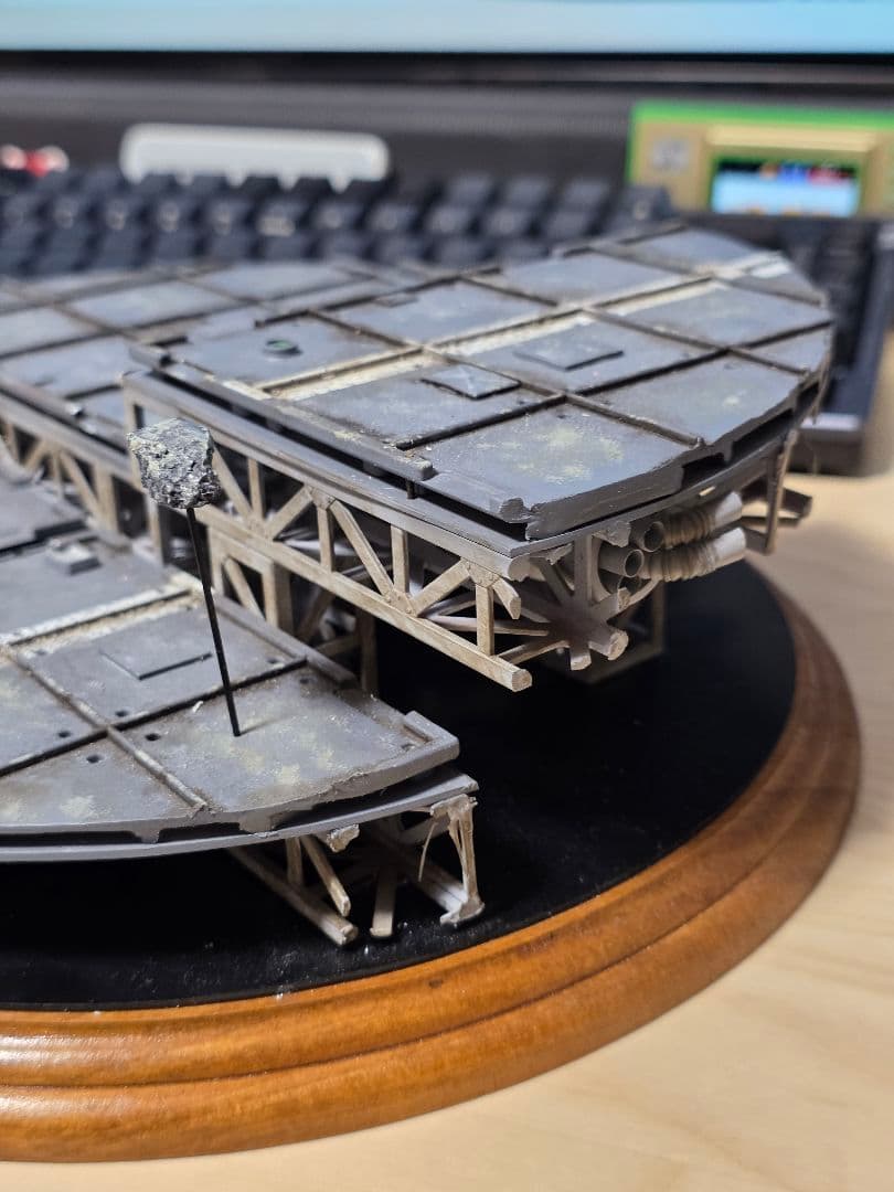 宇宙基地風ディスプレイベース 撮影用格納庫