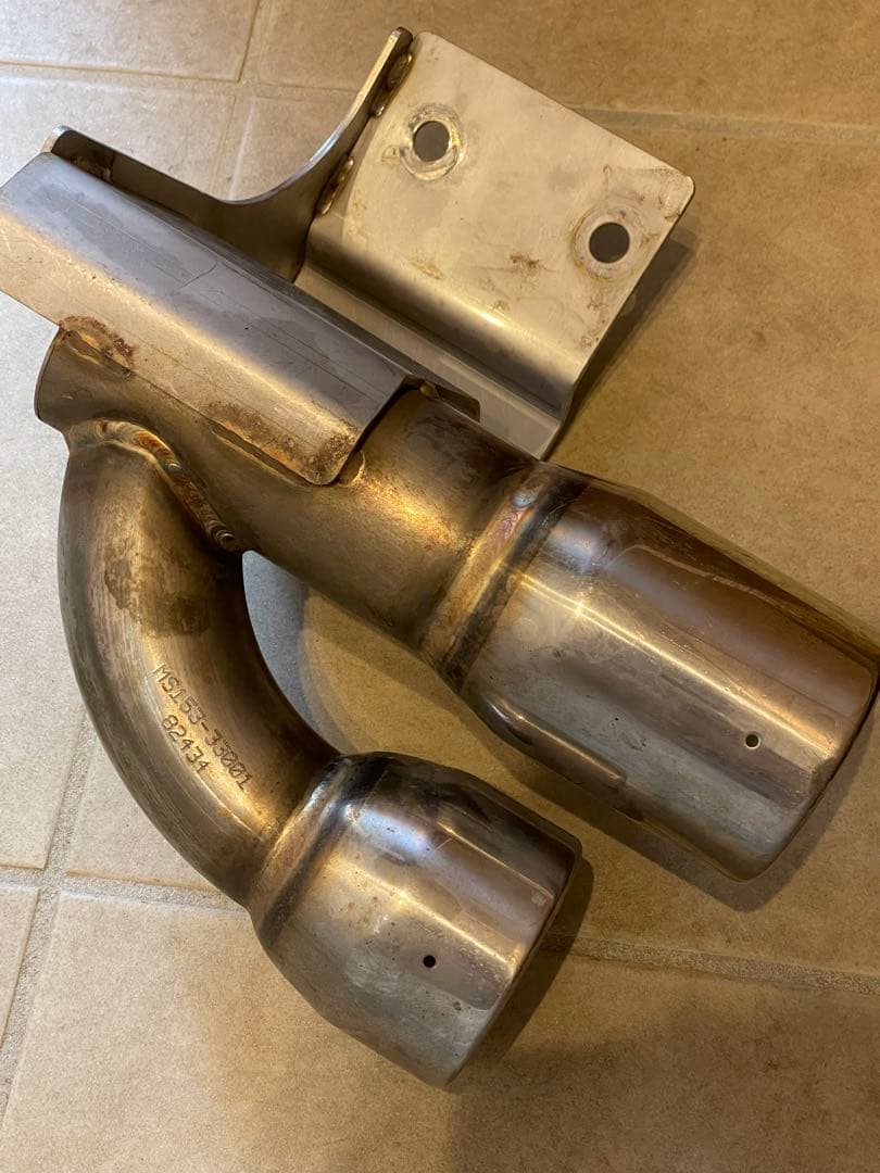 raku出品 TRDドレスアップマフラー トヨタカムリ WSグレードに使用