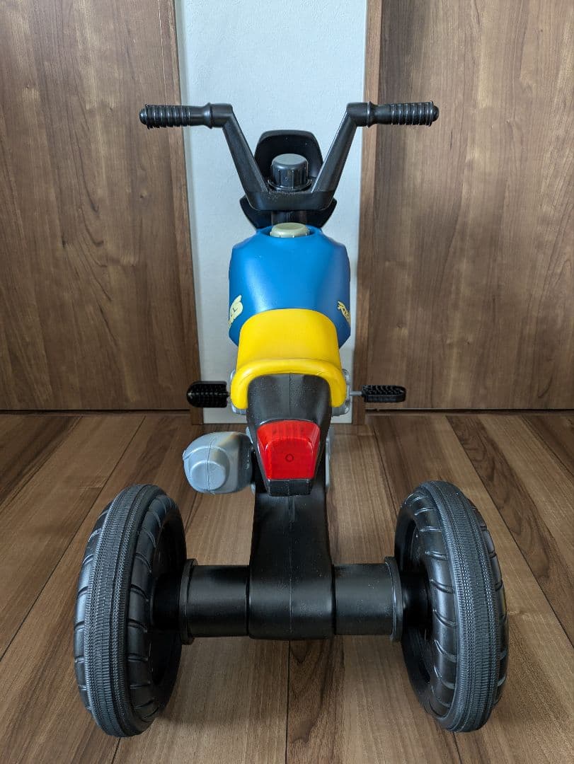  子供 キッズ 手動 乗用玩具 三輪車 バイク 廃盤品 生産終了品