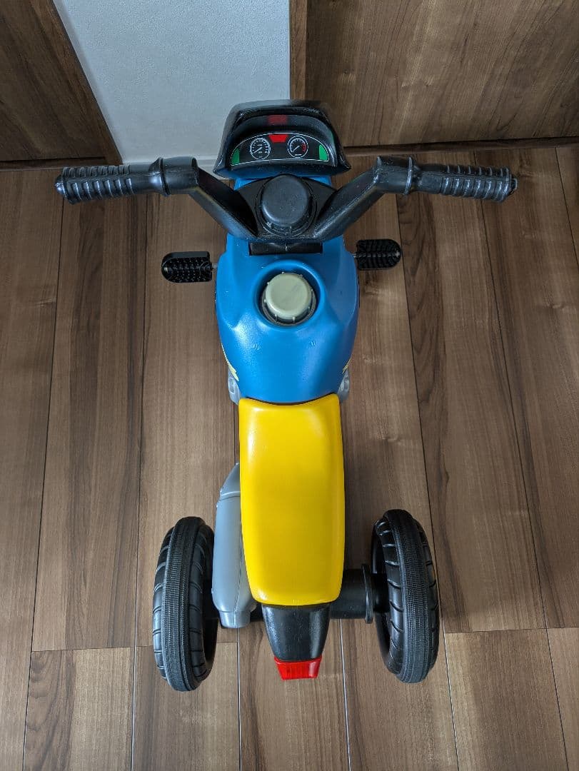  子供 キッズ 手動 乗用玩具 三輪車 バイク 廃盤品 生産終了品