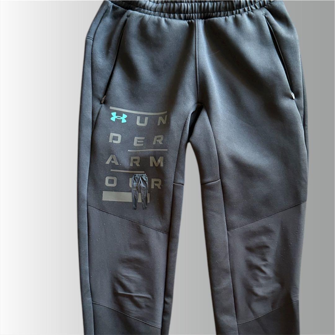 Under Armour / UA ハイブリッド ニットジャケットのセットアップ