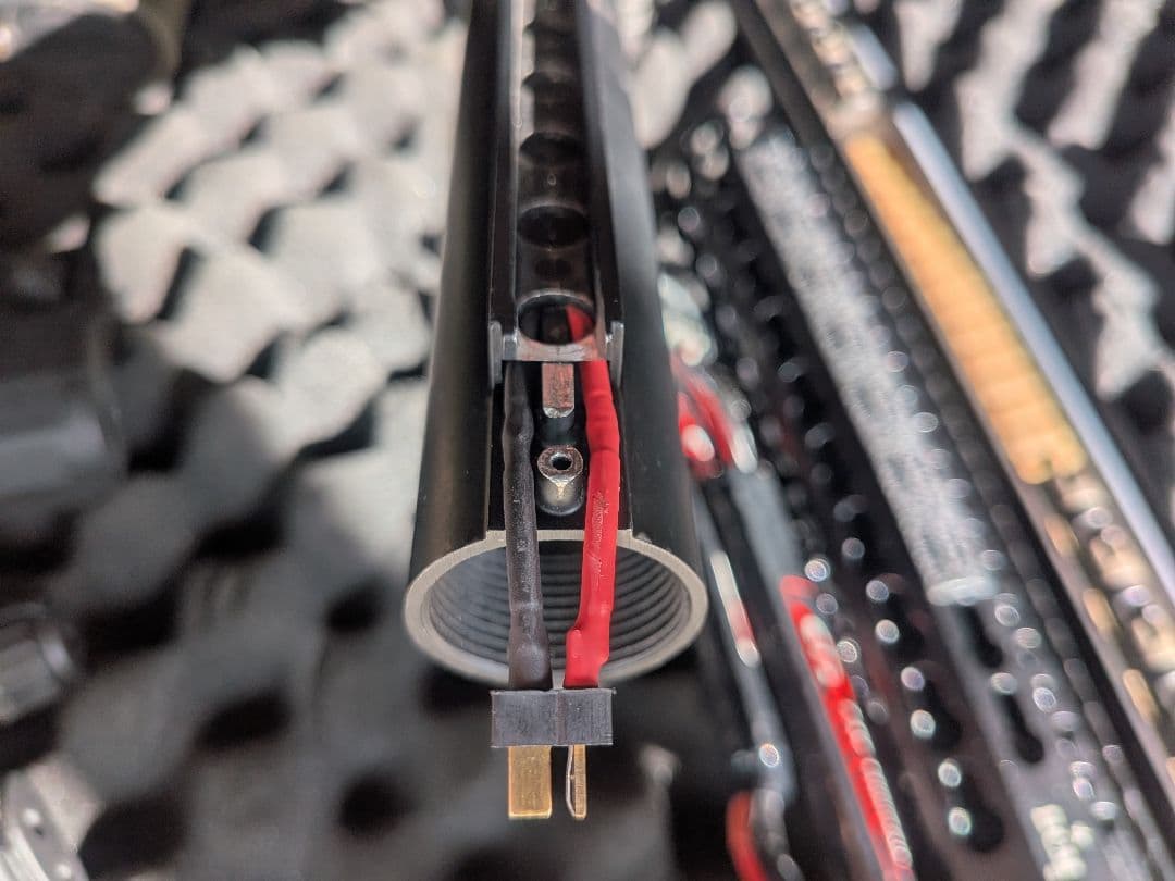 東京マルイ　次世代電動ガン　M4 ハードケース付き