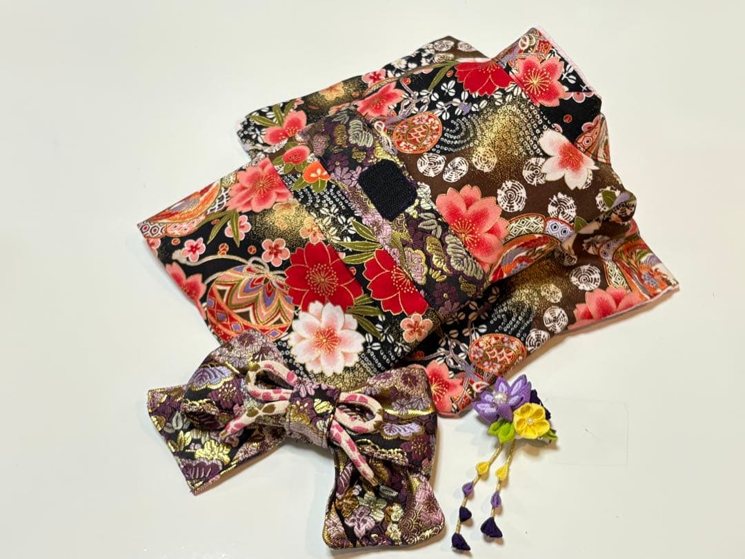 ★新作★完成品☆犬服☆つまみ細工帯飾り付き 犬用着物Sサイズ 女の子和柄ブラック