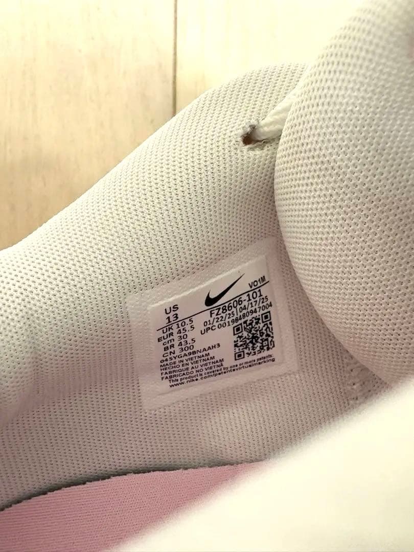 Nike エイジャ ウィルソン エーワン FZ8606-101 ピンク/ホワイト