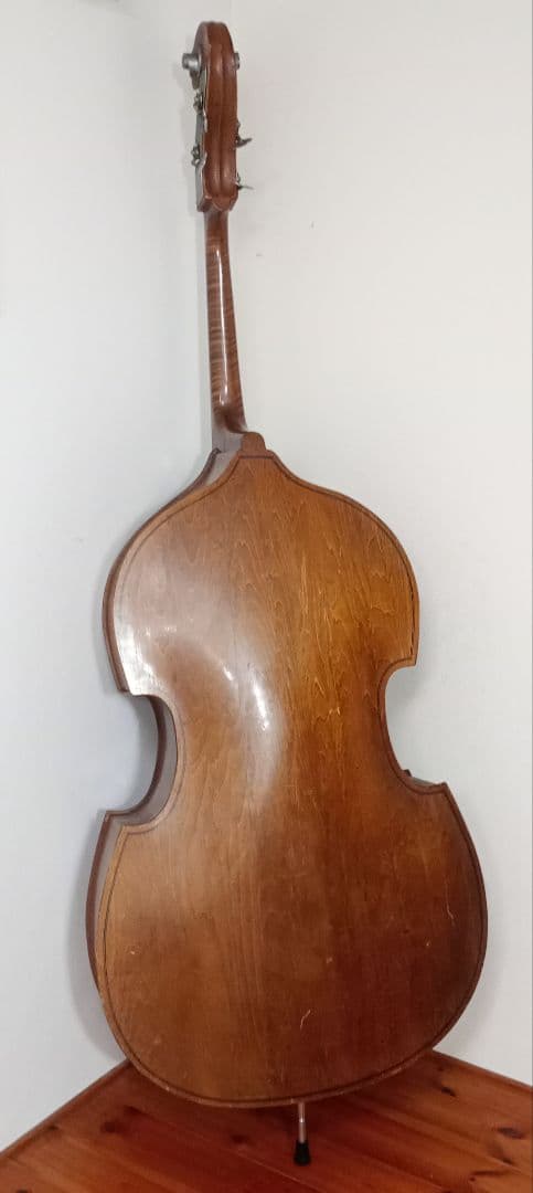 Chaki ウッドベース