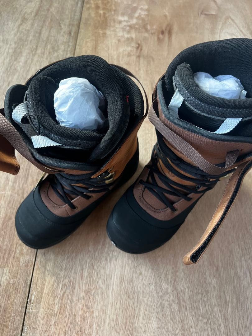 25-26 DEELUXE AREthRIN CTFインナー　ブーツ