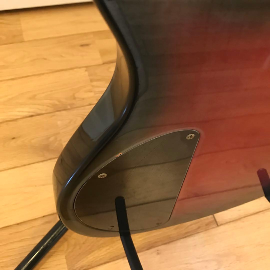 Aria Pro II エレキベース 4弦 ブラック/レッド