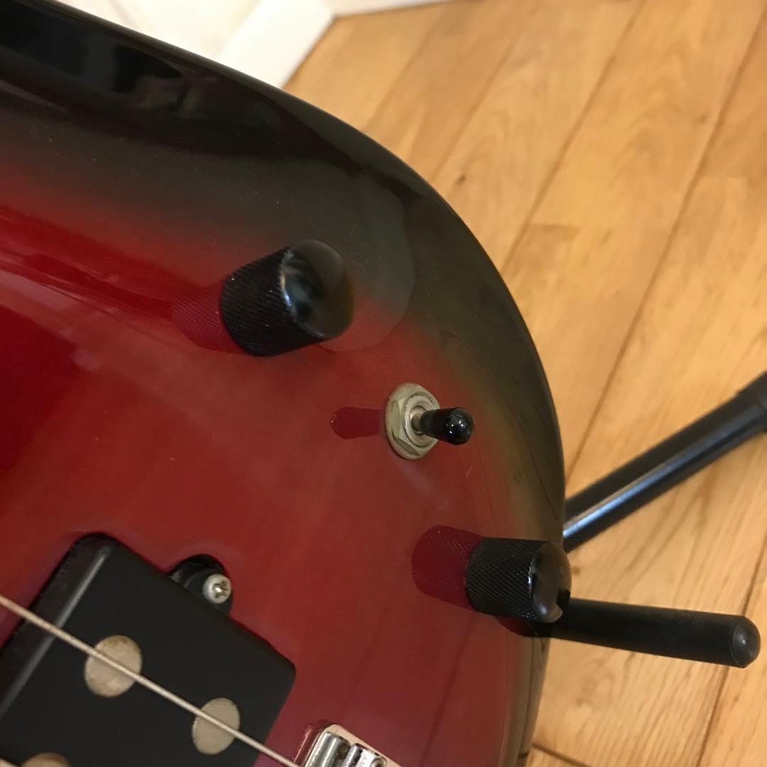 Aria Pro II エレキベース 4弦 ブラック/レッド