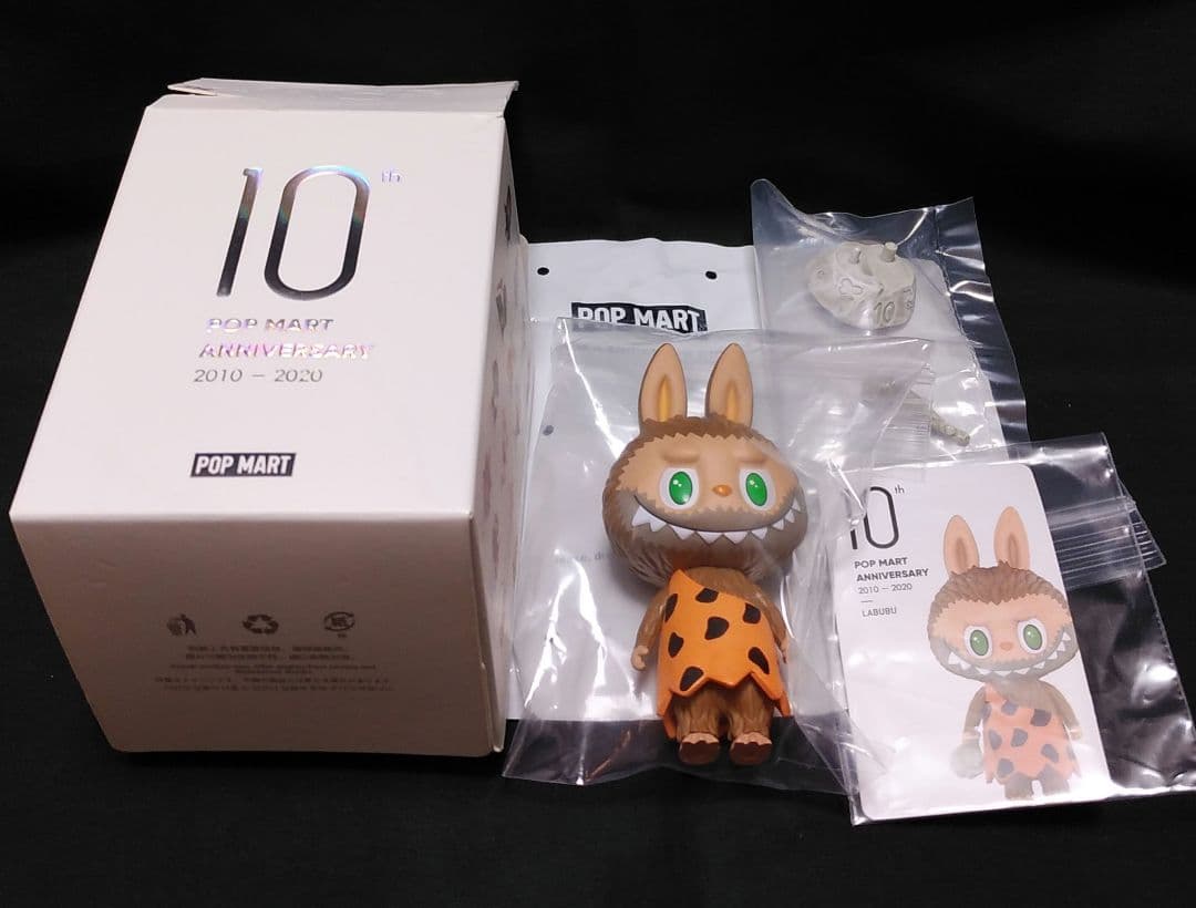 POPMART ポップマート　LABUBU ラブブ