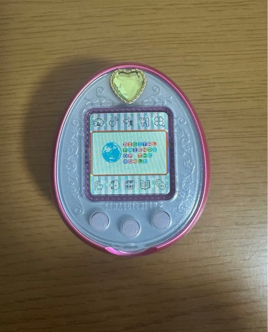 Tamagotchi 4U+ Anniversary ver. パールピンク