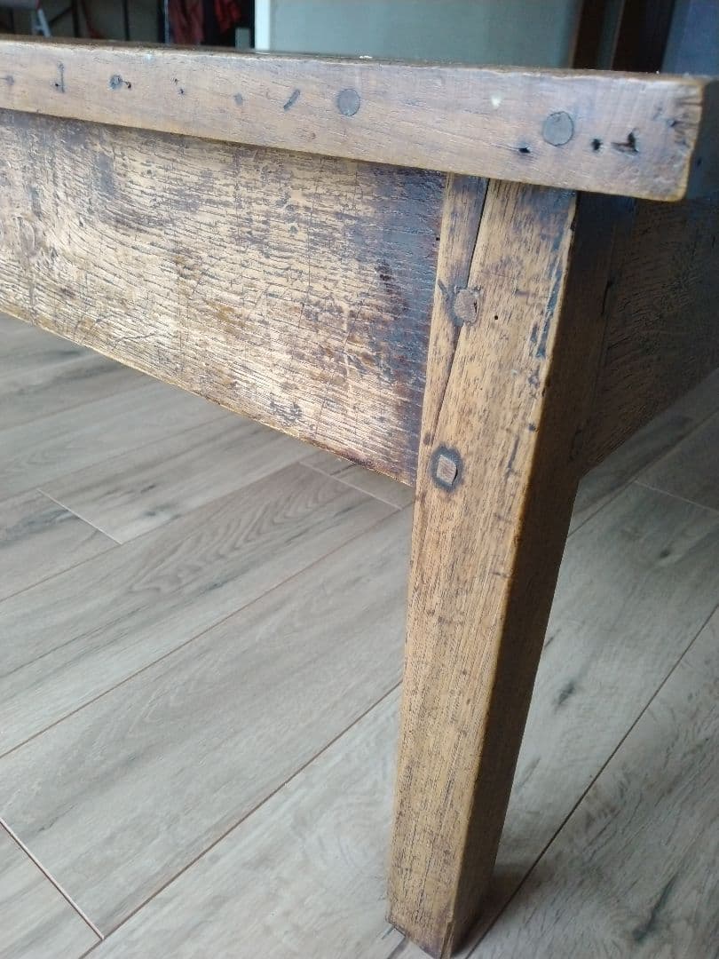 とらです。　フランスアンティーク　カフェテーブル　ローテーブル