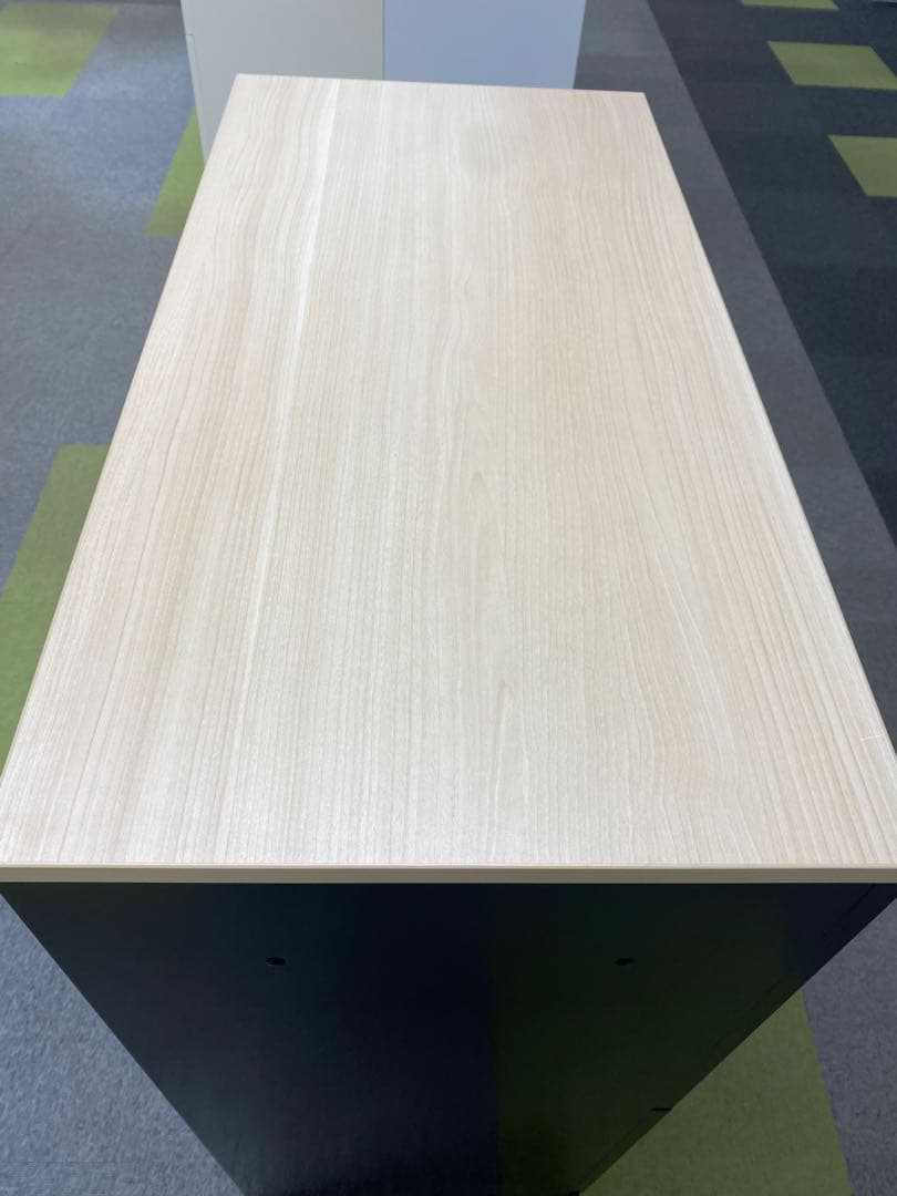 本日販売終了 内田洋行 パーソナルロッカー ブラック　天板付 メールボックス