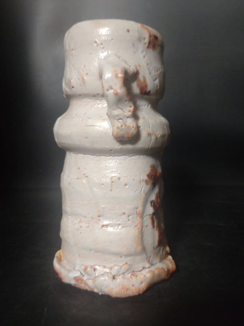 バツグンのアガリ!!若尾利貞造　志野花入　共箱　検（無形文化財