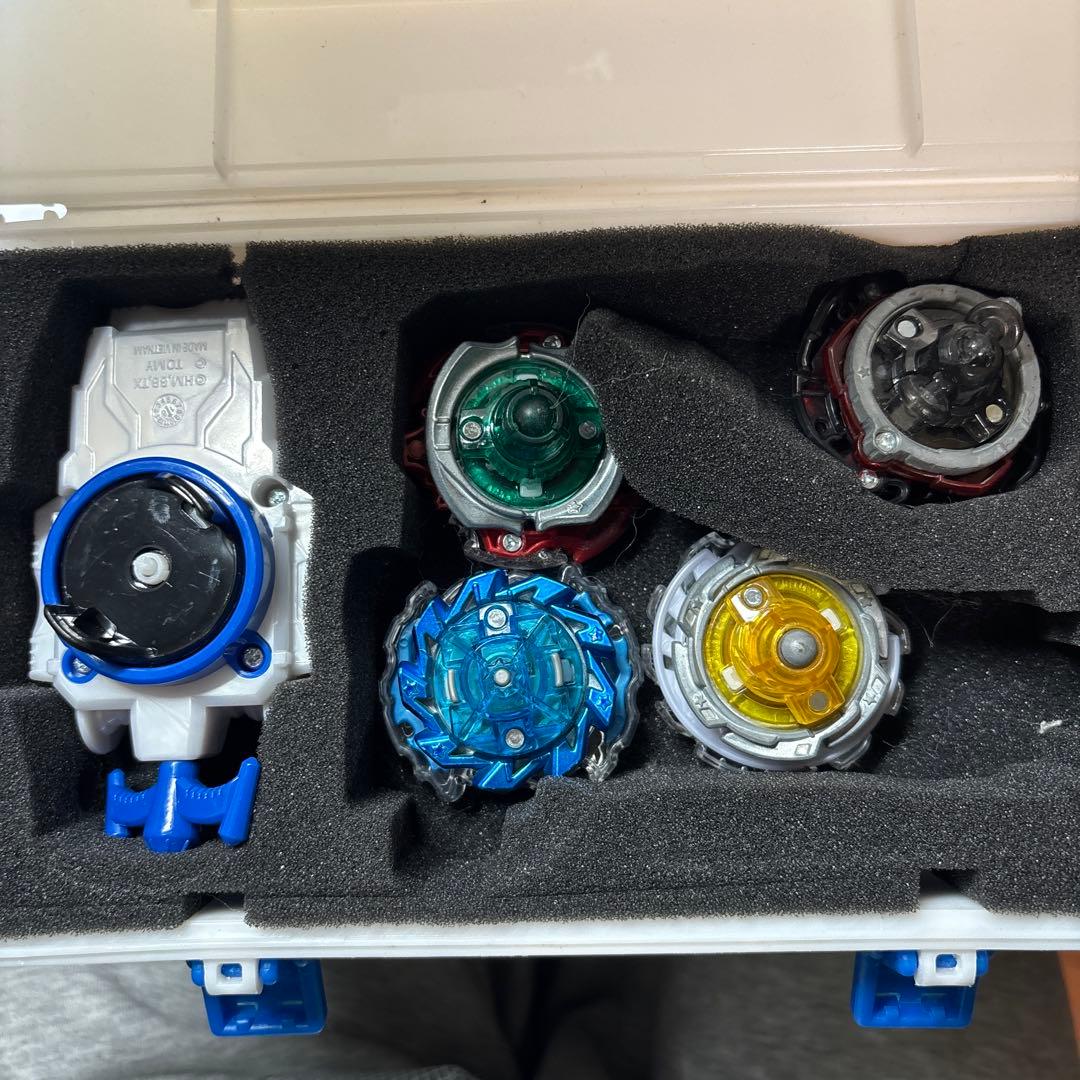 初代ベイブレード 25個セット　ベイランチャー12個　ケース付き