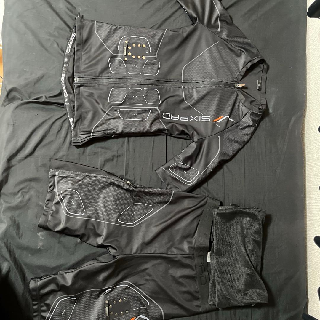 SIXPAD PowersuitEMSフィットネススーツ上下セットMサイズ正規品