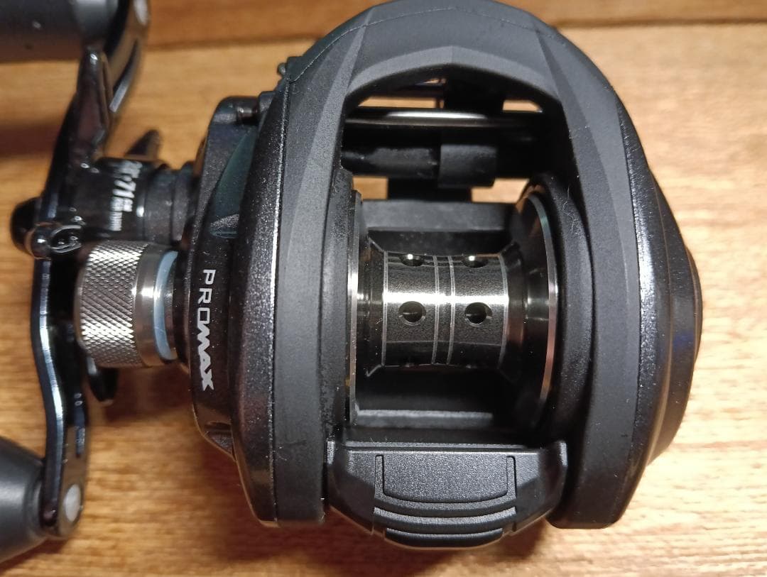 Abu Garcia ベイトリール プロマックス　左巻き　PROMAX 4 L