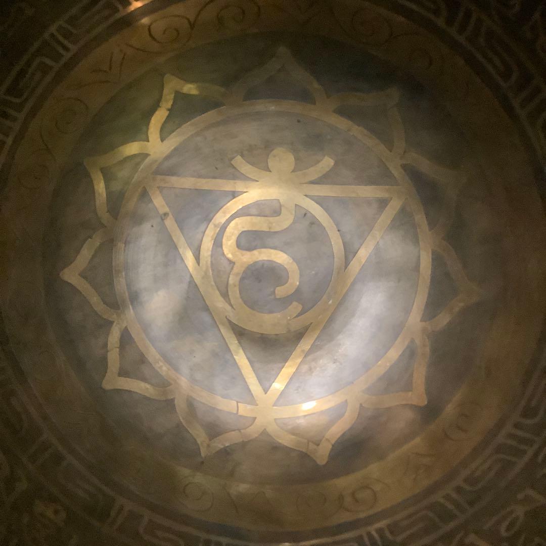 no11 チベット産 シンギングボウル 新品 チベタンボウル 22cm