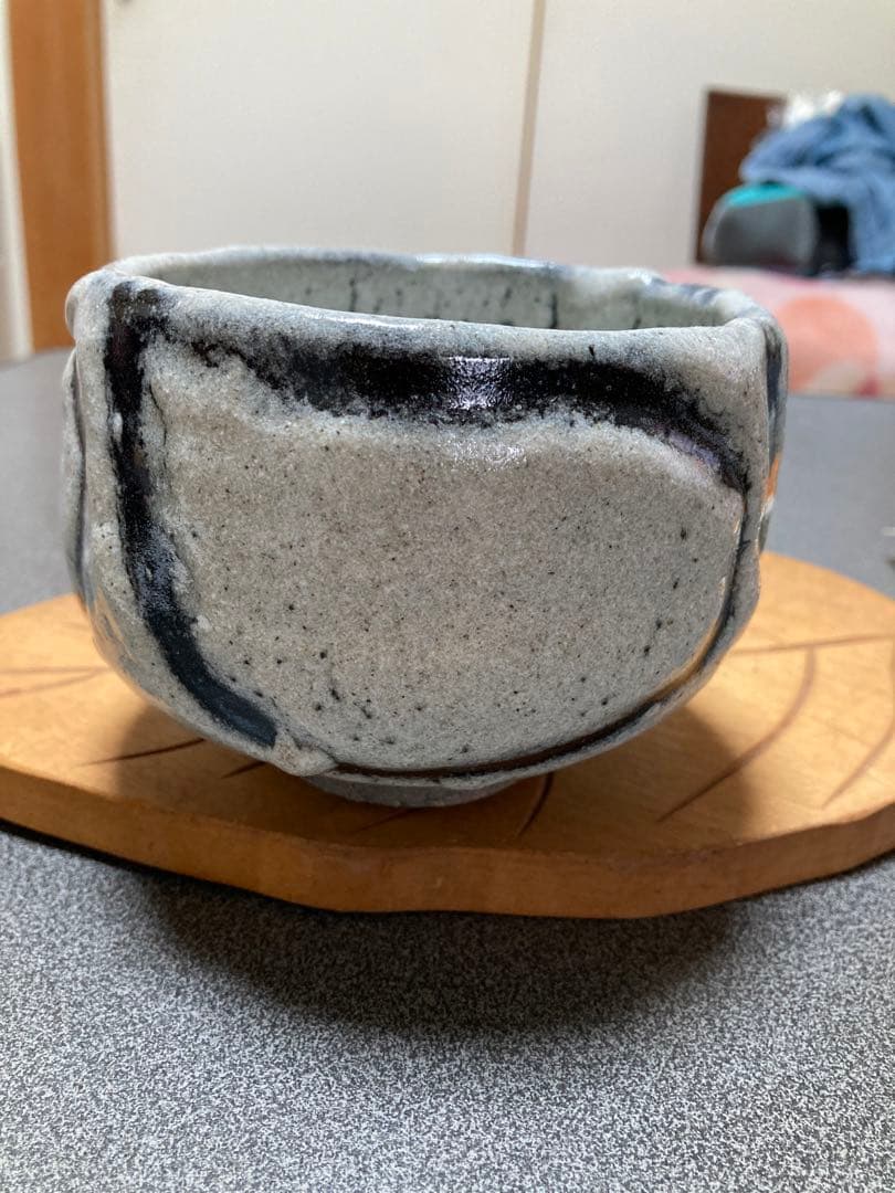 鉄耀白砂秞茶碗　清水卯一作人間国宝お値下げ希望がありましたらお知らせ下さい。