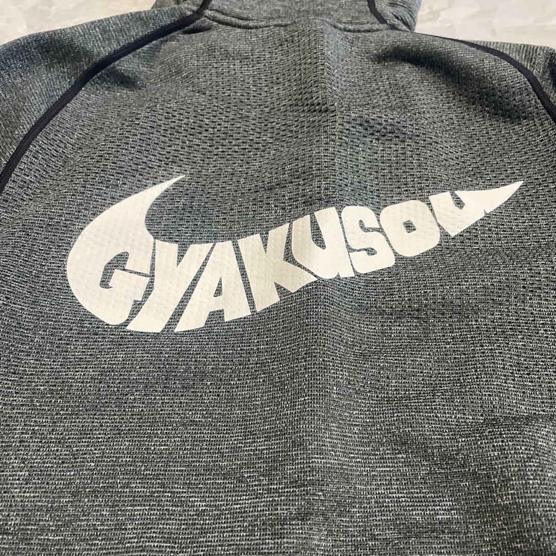 ギャクソウスエット　サイズM