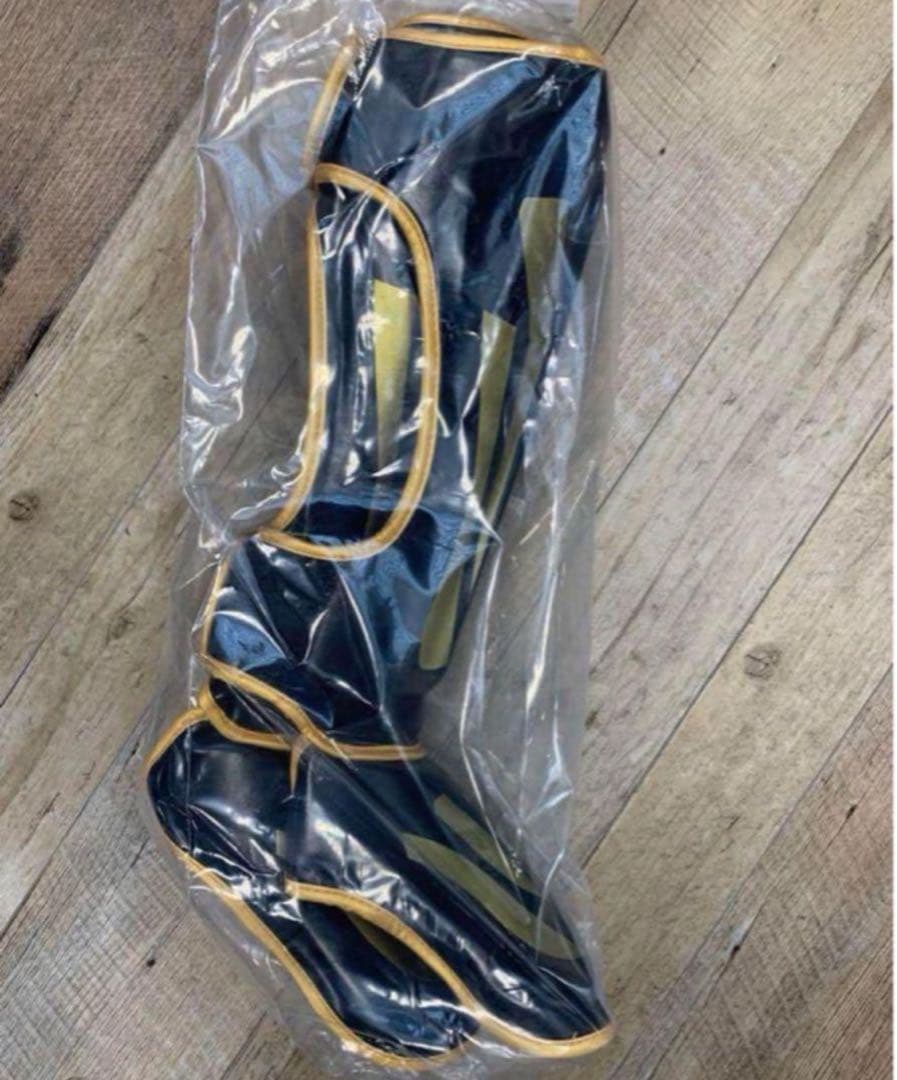 【新品】キックボクシングべヌムレガースMサイズ