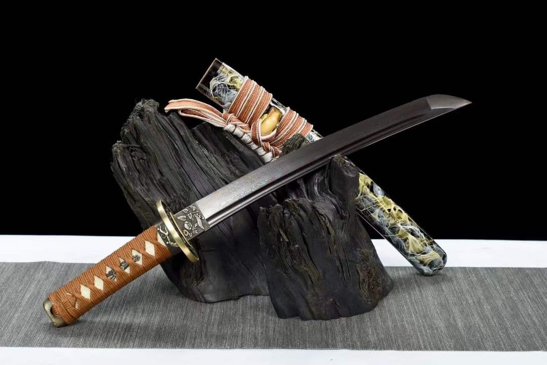 【メノウ】 武具　刀装具　日本刀　模造刀 居合刀  肋差   短刀