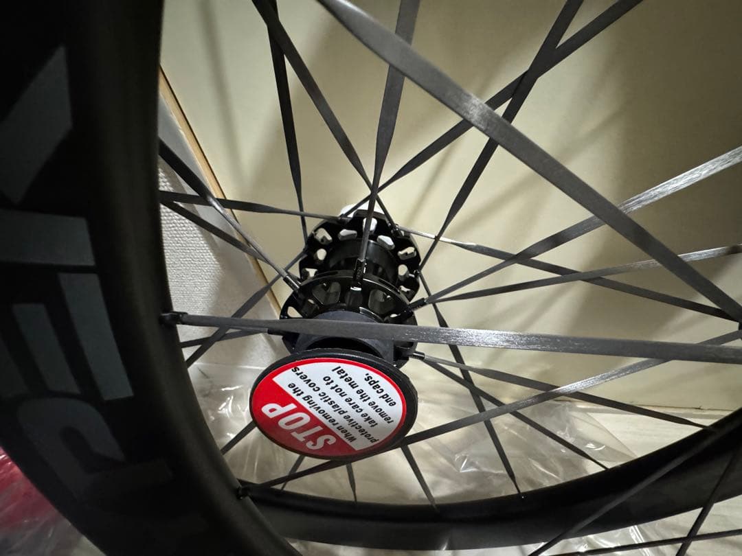 LUN HYPER3ルンハイパー3 d33カーボンホイールレーザーロゴ