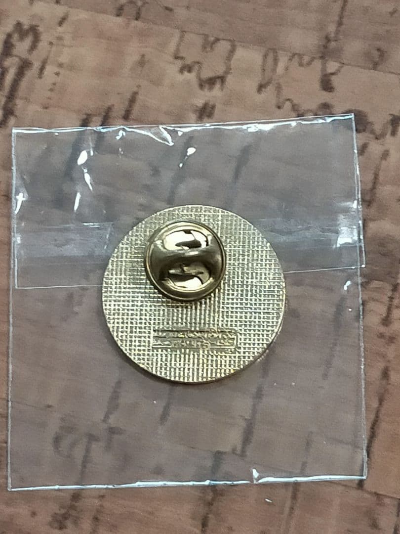 ☆ア②。「アメリカ.ロサンゼルス市警察学校ピンバッジ」特製ケース入り。