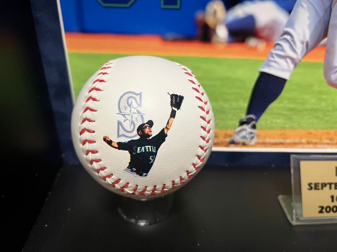 イチロー 10年連続200安打記念ディスプレイ