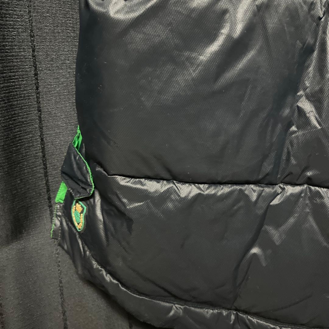 ATHLETA フード付きベンチコート ブラック　ヴェルディ