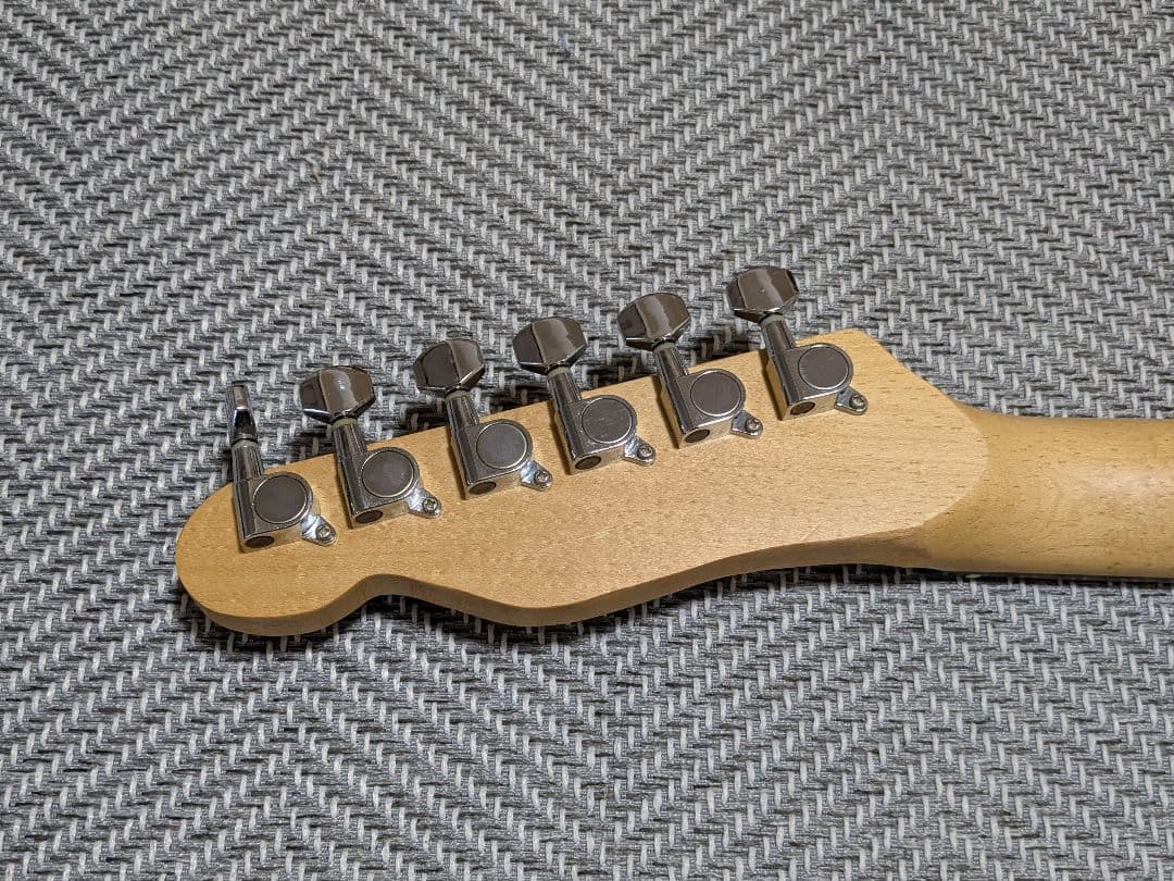 Telecaster type guitar 一部ハカランダ使用 超軽量