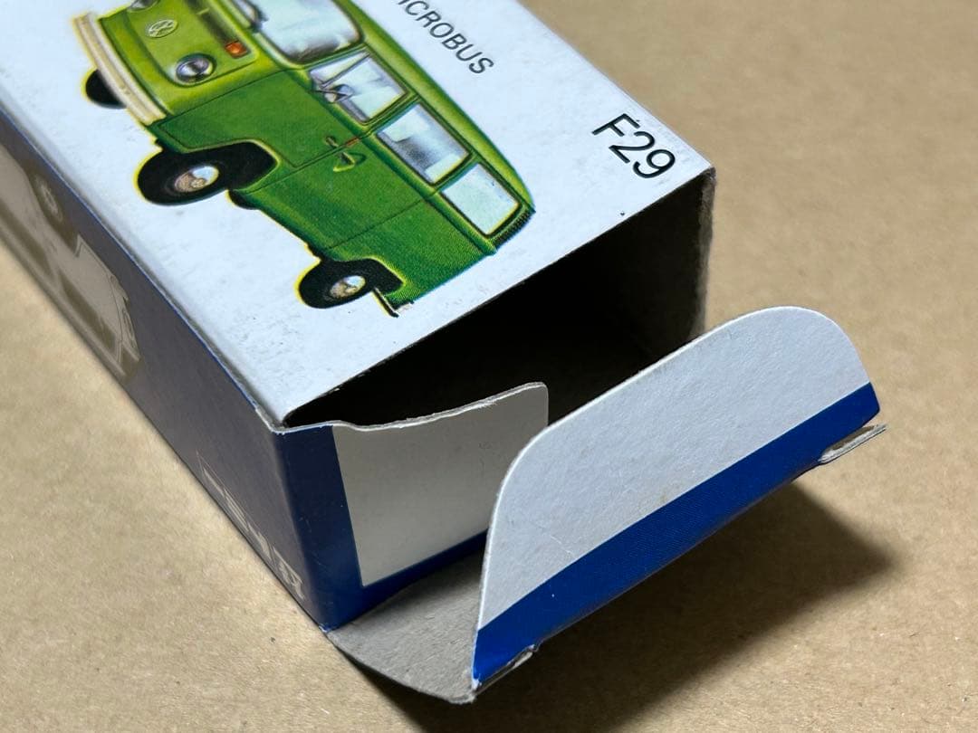 トミカ フォルクスワーゲン マイクロバス