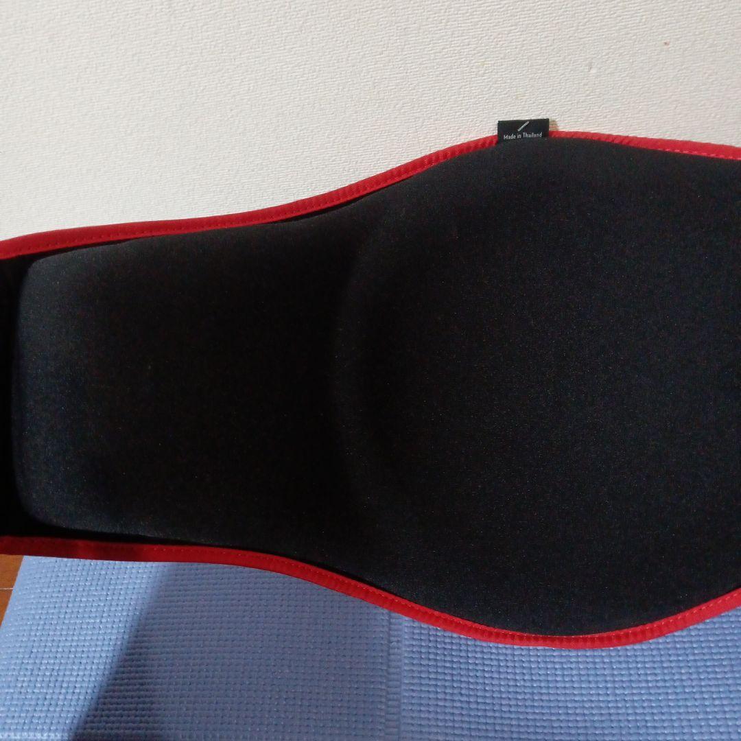 中古品　TWINS SPECIAL ボクシングサポーター M 赤