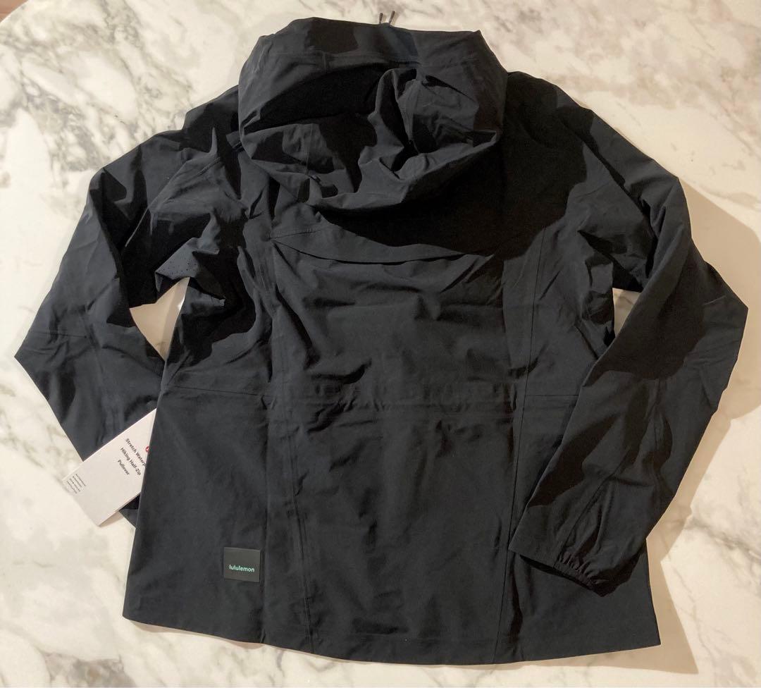 【新品タグ付き・定価29,800円】ルルレモン　ジャケット　パーカー　４　黒