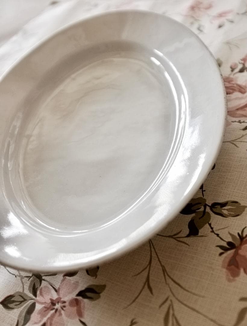 19世紀 フランス 36c 白の集約と重厚なオーバルプレートa アンティーク