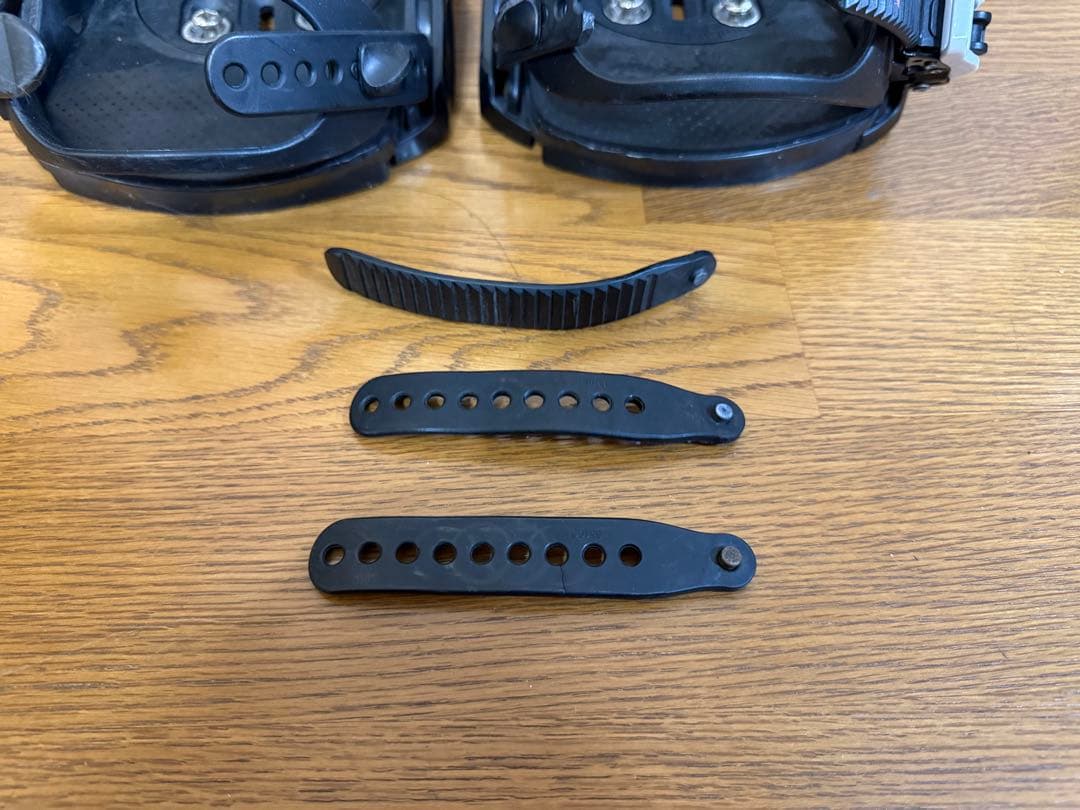 SALOMON PACT ビンディング M