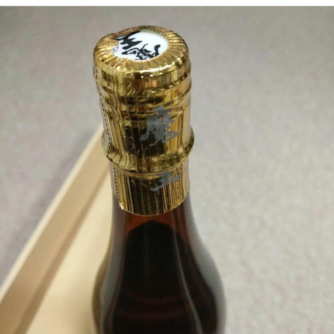 新品未開封　希少な古酒　25年物古酒　魔王 焼酎 1800ml　古酒　2000年