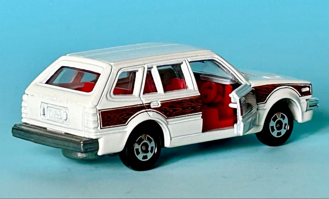 トミカ黒箱 34 ホンダシビック カントリー