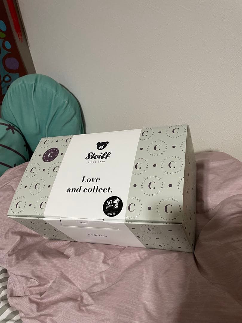 新品未使用　世界限定Steiff スヌーピー 50周年記念モデル